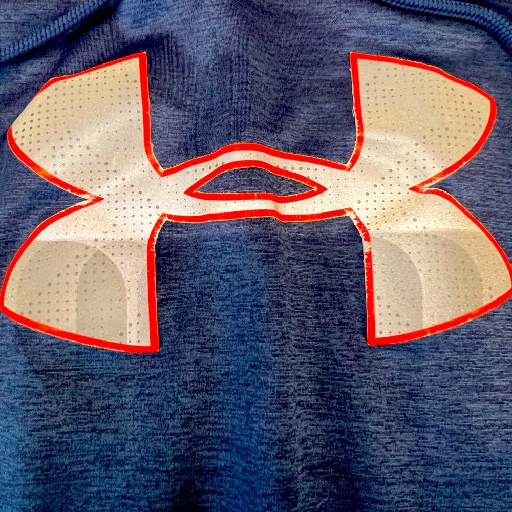 Under Armour Hoodie Size Medium